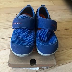 Merrell toddler water shoes sz 10